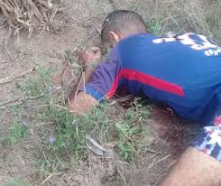  Homem é perseguido e morto a tiros por dupla em moto em Santa Bárbara